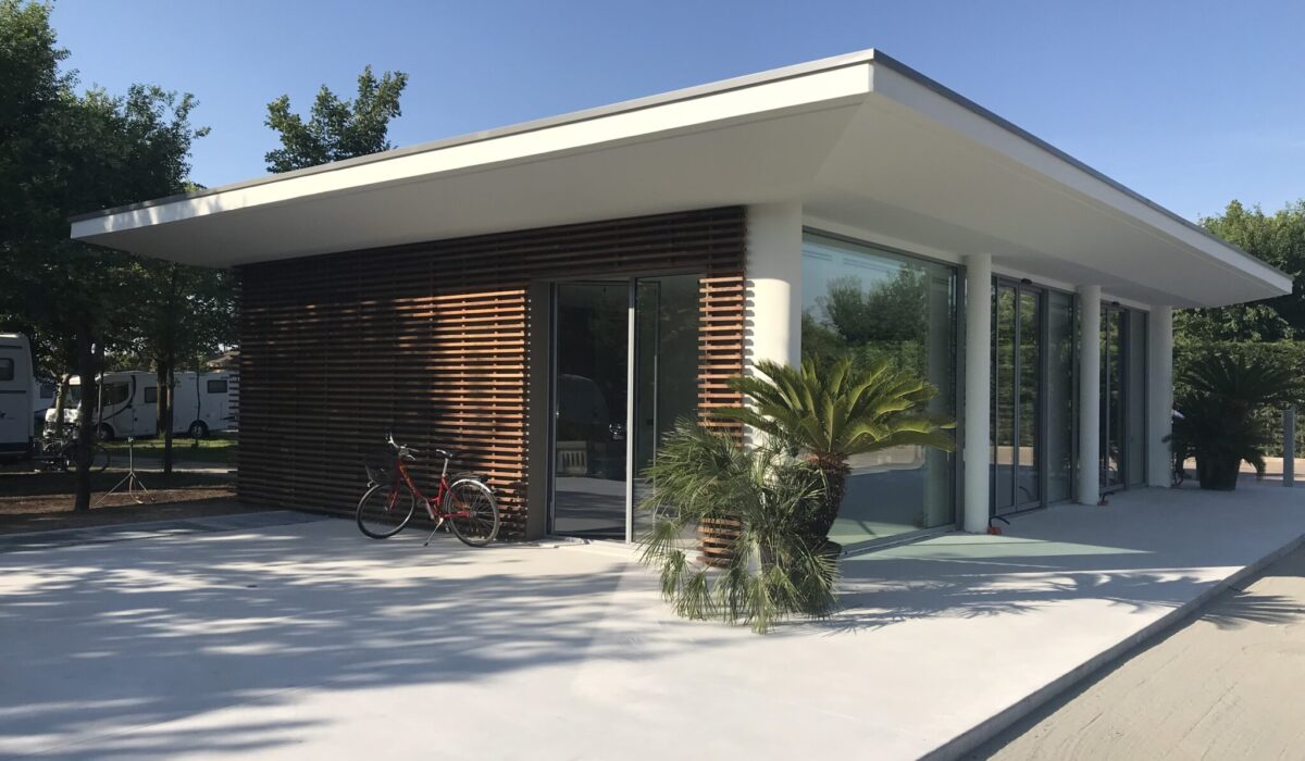 RECEPTION & MARKET - VILLA AL MARE