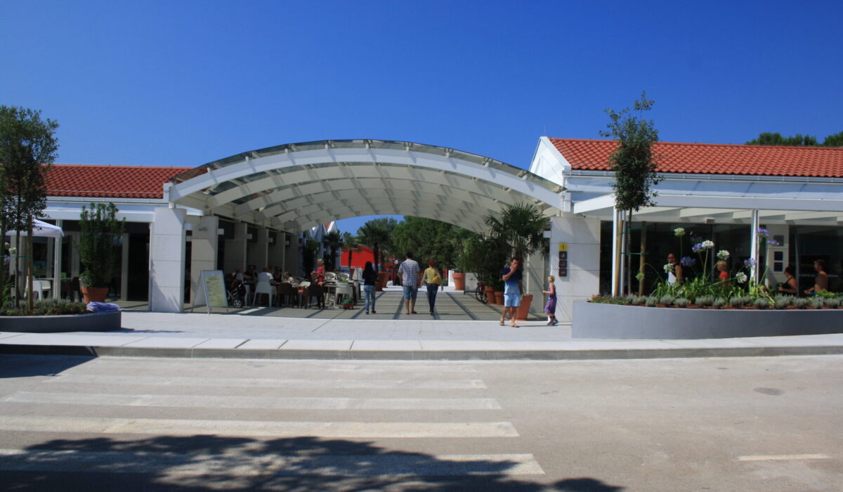 ZATON CAMPING RECEPTION