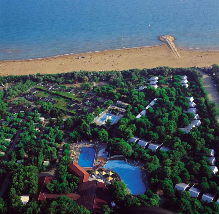 06-camping-dei-fiori-mare_800x700